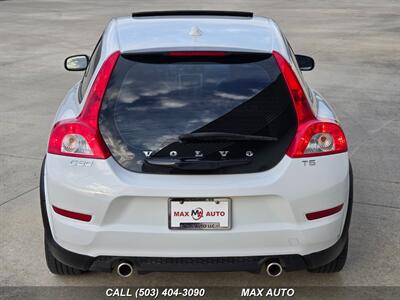 2011 Volvo C30 T5   - Photo 7 - Portland, OR 97211