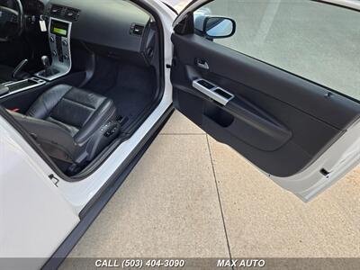 2011 Volvo C30 T5   - Photo 19 - Portland, OR 97211