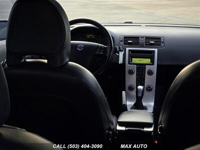 2011 Volvo C30 T5   - Photo 18 - Portland, OR 97211