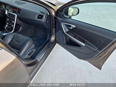 2015 Volvo V60 Cross Country AWD T5 Platinum   - Photo 19 - Portland, OR 97211