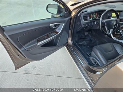 2015 Volvo V60 Cross Country AWD T5 Platinum   - Photo 10 - Portland, OR 97211