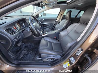 2015 Volvo V60 Cross Country AWD T5 Platinum   - Photo 12 - Portland, OR 97211