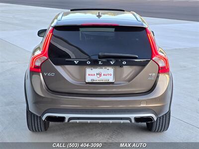 2015 Volvo V60 Cross Country AWD T5 Platinum   - Photo 6 - Portland, OR 97211