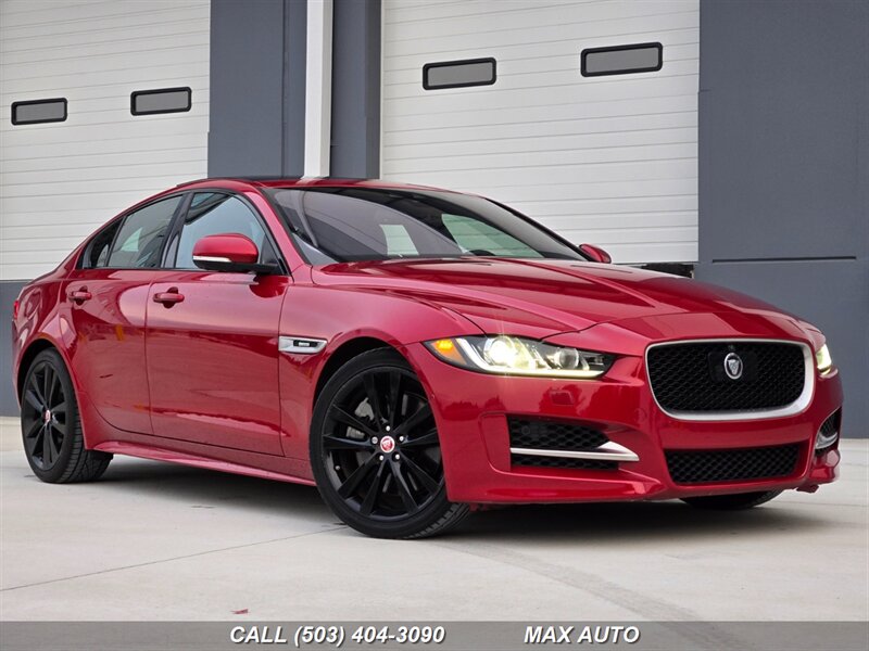 2017 Jaguar XE 35t R-Sport  