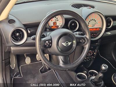 2012 MINI Cooper Hardtop S   - Photo 26 - Portland, OR 97211