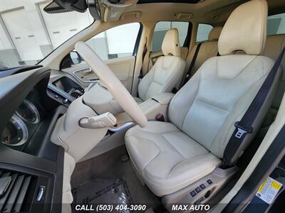 2010 Volvo XC60 T6   - Photo 12 - Portland, OR 97211