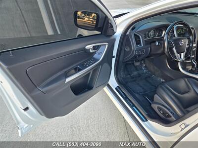 2015 Volvo XC60 T5 Platinum   - Photo 10 - Portland, OR 97211