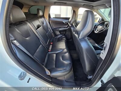 2015 Volvo XC60 T5 Platinum   - Photo 19 - Portland, OR 97211