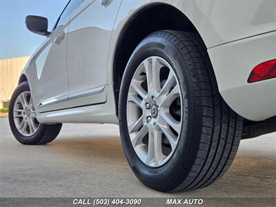 2015 Volvo XC60 T5 Platinum   - Photo 39 - Portland, OR 97211