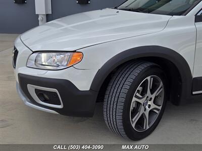 2013 Volvo XC70 T6   - Photo 42 - Portland, OR 97211