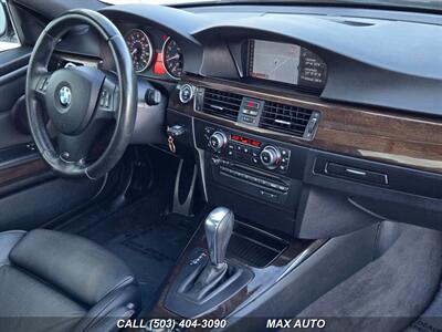 2011 BMW 328i   - Photo 22 - Portland, OR 97211