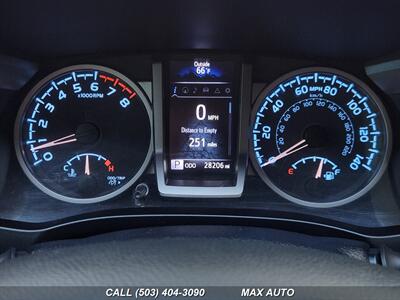 2020 Toyota Tacoma SR V6   - Photo 37 - Portland, OR 97211