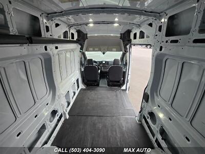 2021 Ford Transit 250   - Photo 19 - Portland, OR 97211