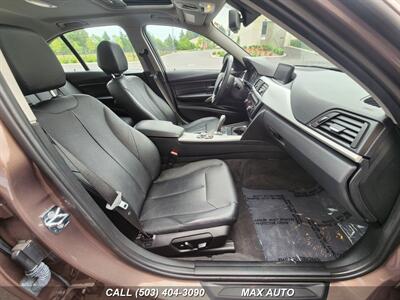 2012 BMW 328i   - Photo 18 - Portland, OR 97211