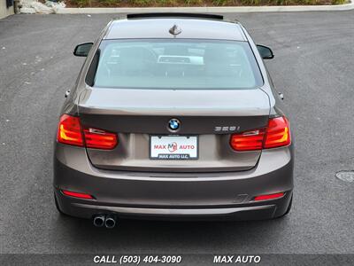 2012 BMW 328i   - Photo 7 - Portland, OR 97211