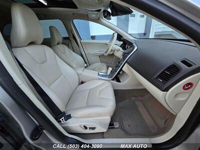 2012 Volvo XC60 T6   - Photo 12 - Portland, OR 97211