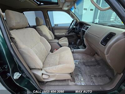 2001 Toyota 4Runner SR5   - Photo 19 - Portland, OR 97211