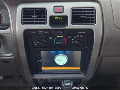 2001 Toyota 4Runner SR5   - Photo 25 - Portland, OR 97211