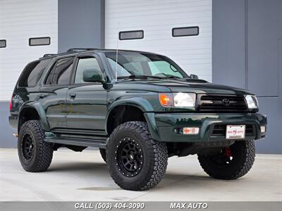 2001 Toyota 4Runner SR5   - Photo 1 - Portland, OR 97211