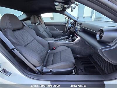 2024 Toyota GR86   - Photo 18 - Portland, OR 97211