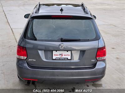 2012 Volkswagen Jetta SportWagen TDI   - Photo 7 - Portland, OR 97211