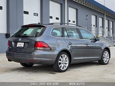 2012 Volkswagen Jetta SportWagen TDI   - Photo 8 - Portland, OR 97211