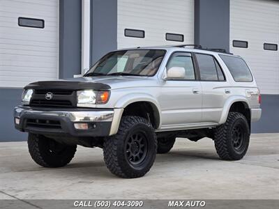 2001 Toyota 4Runner SR5   - Photo 4 - Portland, OR 97211