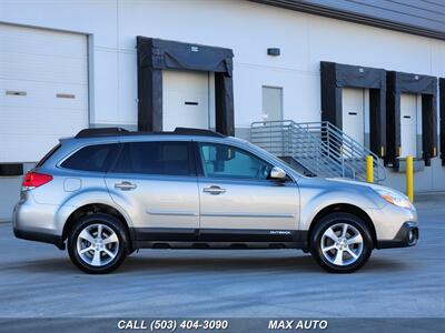 2014 Subaru Outback 2.5i Limited   - Photo 9 - Portland, OR 97211