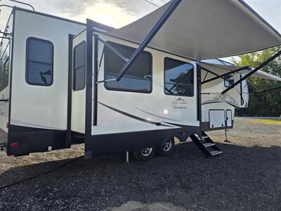 2022 Forest River East to West Tandara 320RL - Photo 8 - Waverly, TN 37185