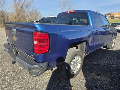 2017 Chevrolet Silverado 1500 LT   - Photo 2 - Waverly, TN 37185