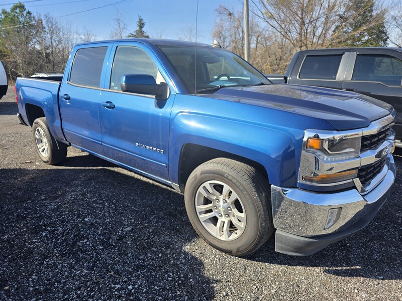 2017 Chevrolet Silverado 1500 LT   - Photo 1 - Waverly, TN 37185