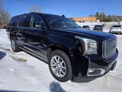 2017 GMC Yukon XL Denali   - Photo 2 - Waverly, TN 37185