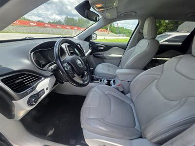 2019 Jeep Cherokee Limited   - Photo 5 - Waverly, TN 37185