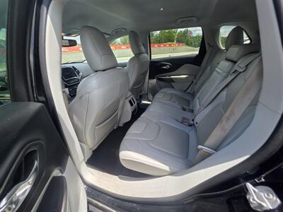 2019 Jeep Cherokee Limited   - Photo 6 - Waverly, TN 37185