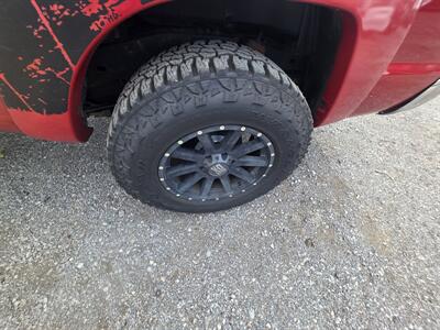 2012 Toyota Tacoma V6 - Photo 7 - Waverly, TN 37185