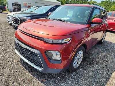 2022 Kia Soul LX   - Photo 1 - Waverly, TN 37185