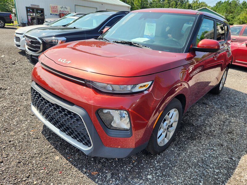 2022 Kia Soul LX  