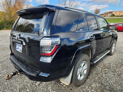 2017 Toyota 4Runner SR5   - Photo 3 - Waverly, TN 37185