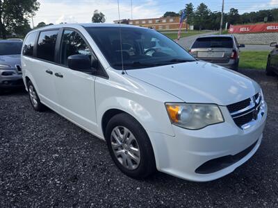 2020 Dodge Grand Caravan SE - Photo 2 - Waverly, TN 37185