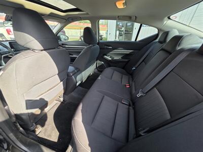 2021 Nissan Altima 2.5 SV   - Photo 6 - Waverly, TN 37185