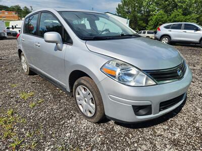 2011 Nissan Versa 1.8 S   - Photo 2 - Waverly, TN 37185