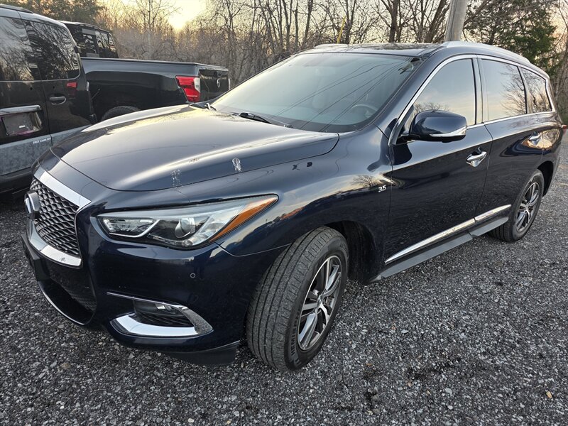 2018 INFINITI QX60 Base's photo