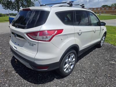 2016 Ford Escape Titanium   - Photo 3 - Waverly, TN 37185