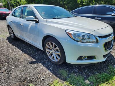 2015 Chevrolet Malibu LTZ   - Photo 2 - Waverly, TN 37185