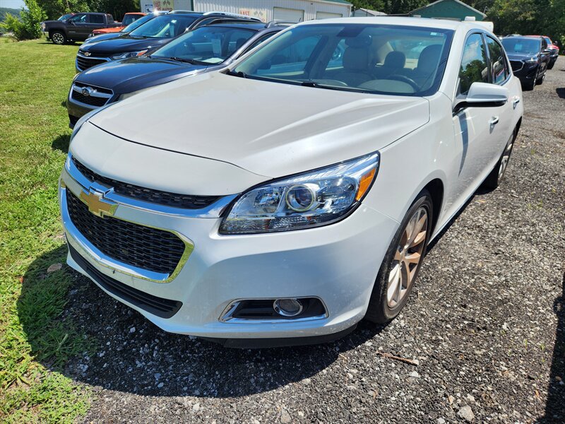 2015 Chevrolet Malibu LTZ - Photo 1 - Waverly, TN 37185