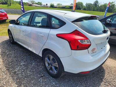 2014 Ford Focus SE   - Photo 2 - Waverly, TN 37185