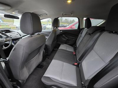 2017 Ford Escape SE - Photo 6 - Waverly, TN 37185