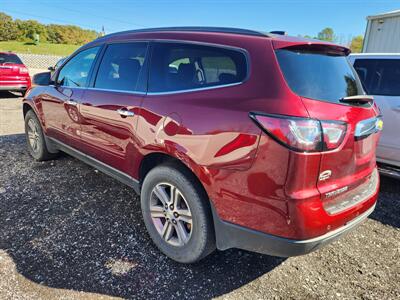 2017 Chevrolet Traverse LT   - Photo 4 - Waverly, TN 37185
