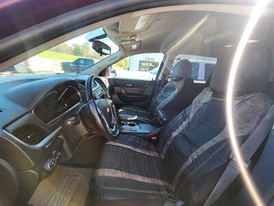 2017 Chevrolet Traverse LT   - Photo 5 - Waverly, TN 37185