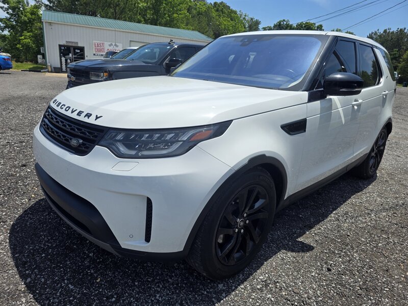 2017 Land Rover Discovery SE   - Photo 1 - Waverly, TN 37185
